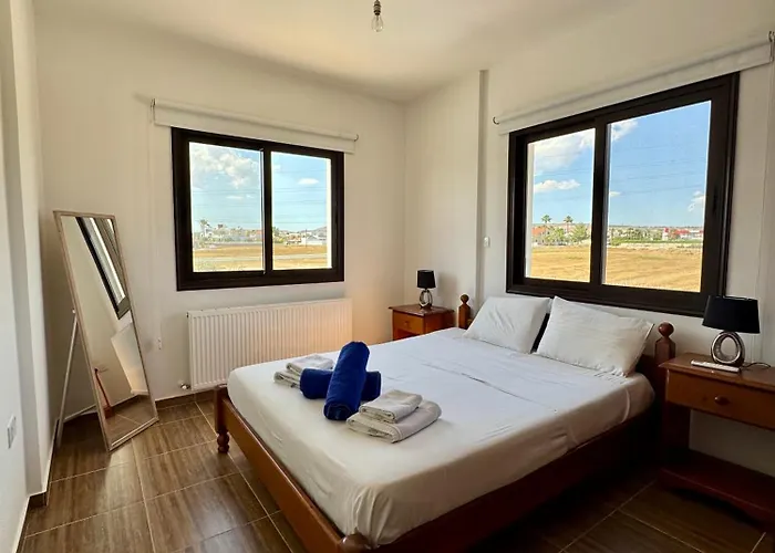 Lazuli Zen With Private Pool Pyla